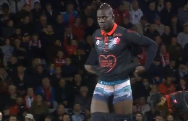 内雷斯灵光闪现，霍伊伦进球嗅觉敏锐，那不勒斯敲开胜利之门！