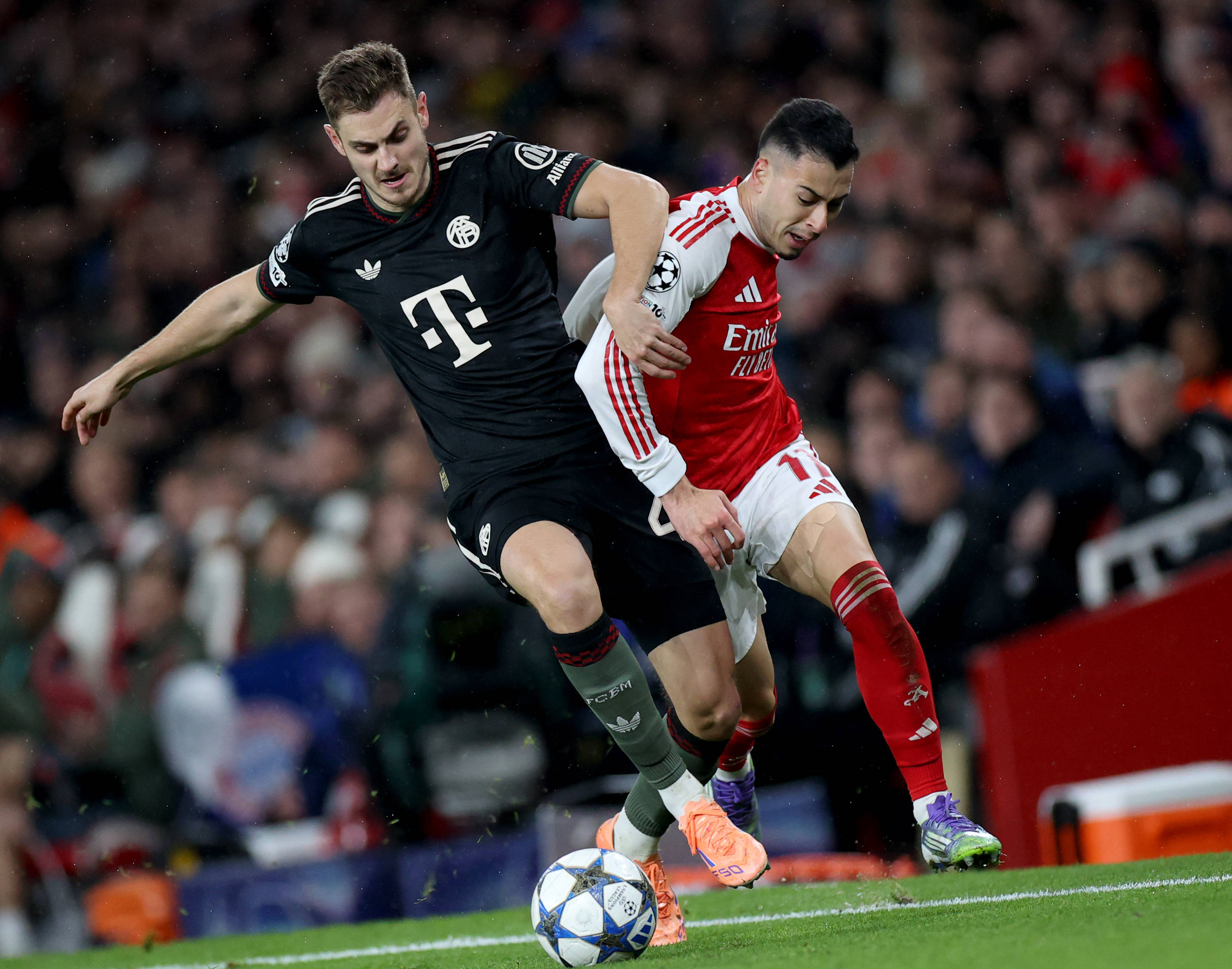 德转德甲U21身价榜：帕夫洛维奇6500万欧第1，卡尔6000万第2（德转发布德甲U21身价榜：帕夫洛维奇6500万欧领跑，卡尔6000万位居第二）