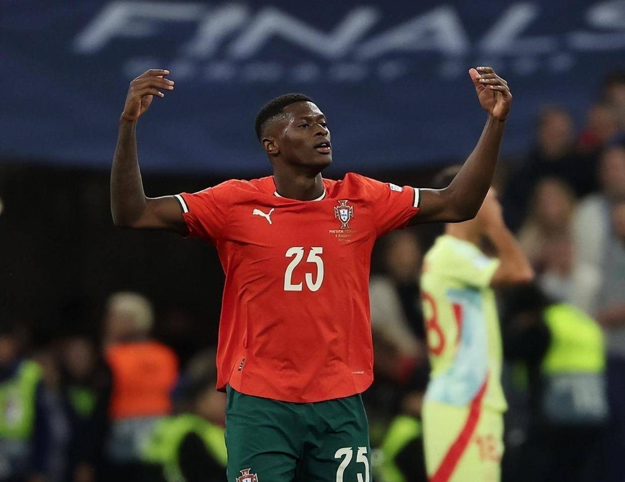 网球ATP年终总决赛：辛纳夺冠