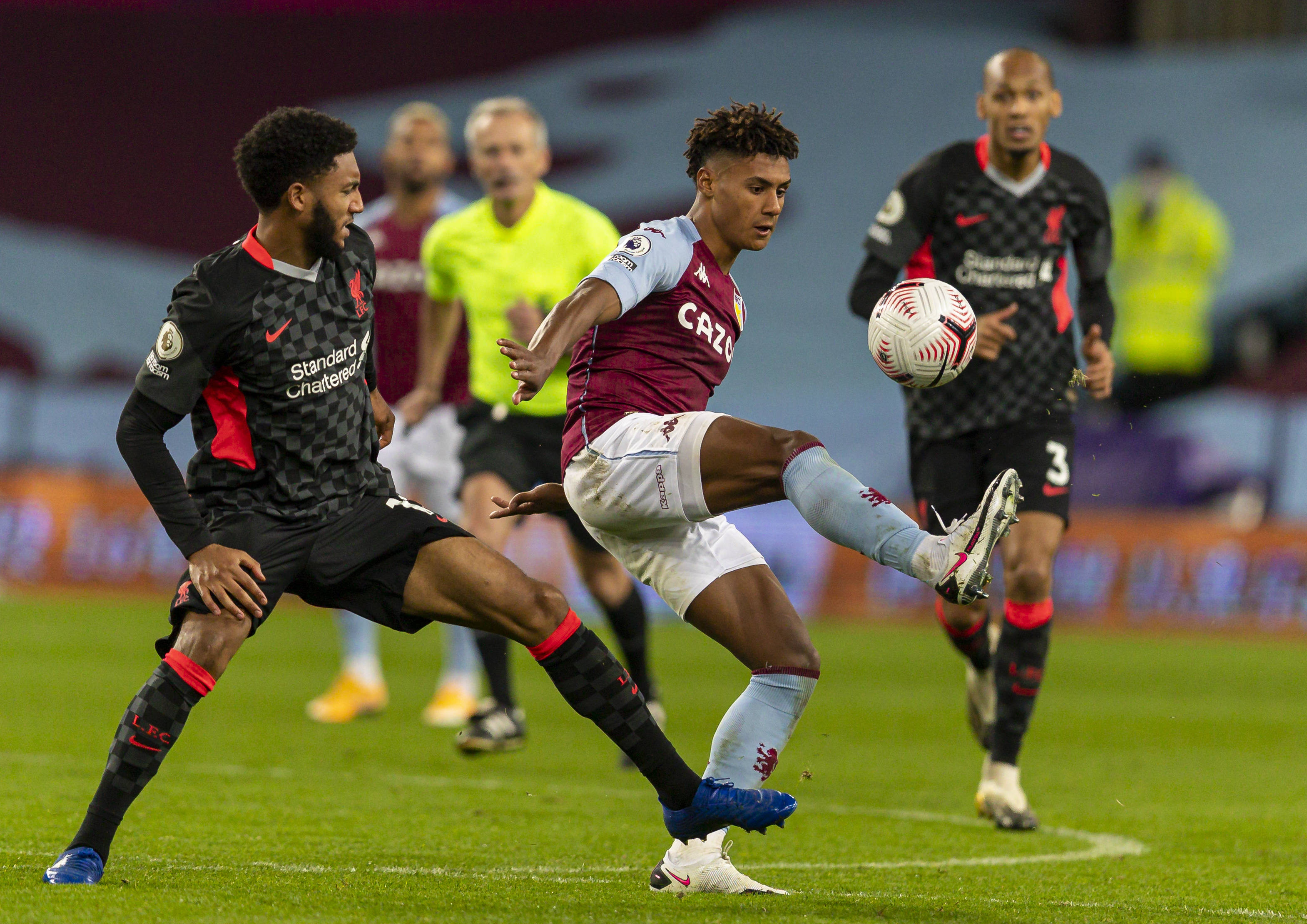 天生赢家，魔术师已以不同身份斩获包括篮球、足球和棒球共18座冠军（魔术师以多重身份横跨篮足棒，已揽18座冠军）