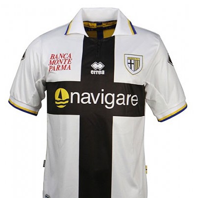 欧协半场：两队破门乏术，洛桑0-0佛罗伦萨（欧协杯半场：洛桑与佛罗伦萨互交白卷，比分0-0）