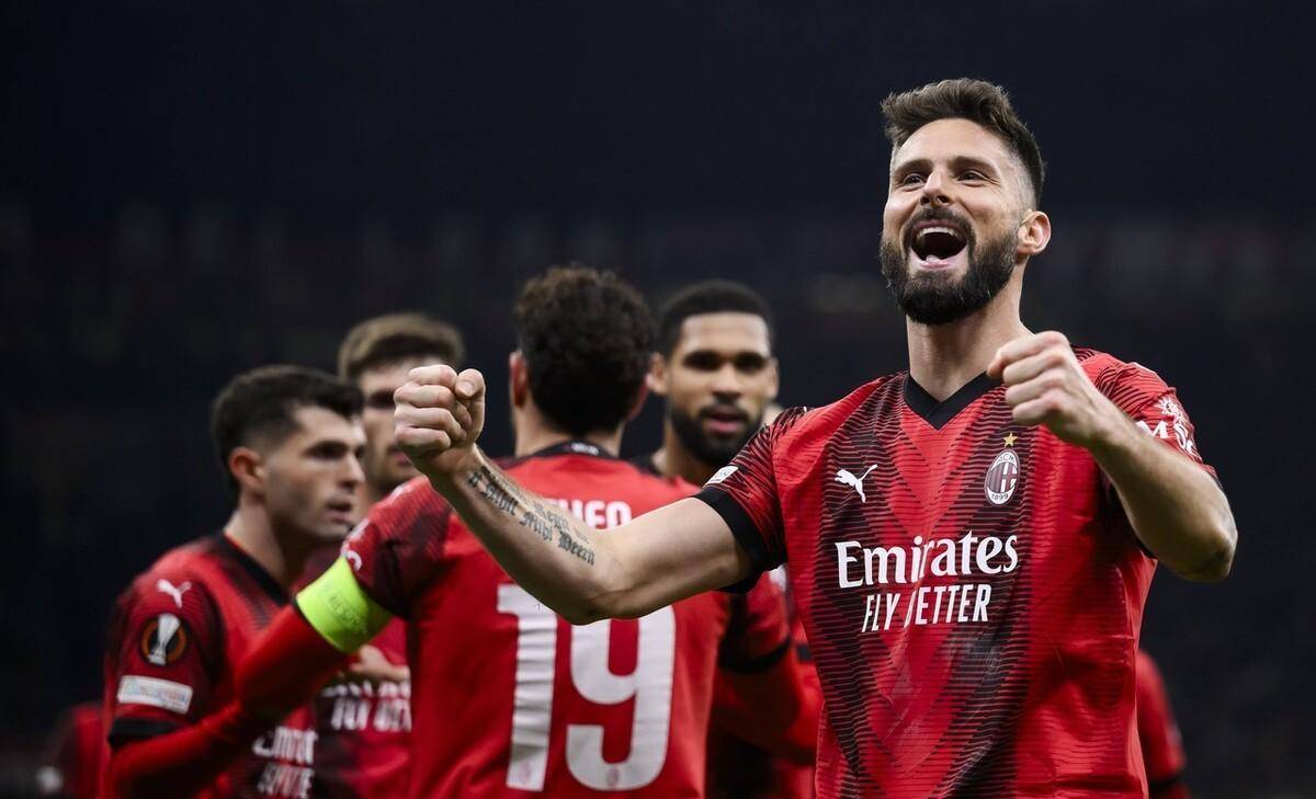 球迷领袖怒斥穆帅：厚颜无耻议论对手，对本方粗野动作装瞎！