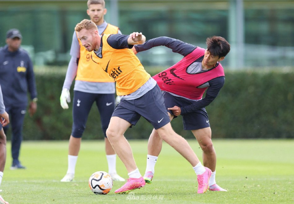 越老越妖！朱婷16分单场MVP！科内欧冠2连胜，第4座世俱杯稳了！