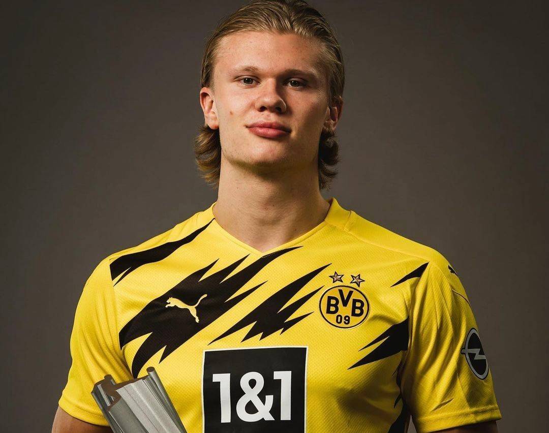 李新翔：武磊是我的榜样，能和自己的偶像一起踢球感觉很奇妙