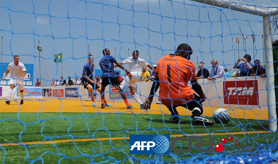 亚精英赛战报：马尔科姆一锤定音，利雅得新月1-0沙迦（亚精英赛快讯：马尔科姆打入制胜一球，利雅得新月1-0击败沙迦）