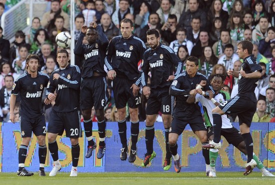 埃贝尔谈帕夫洛维奇伤情：看上去像是肌肉伤